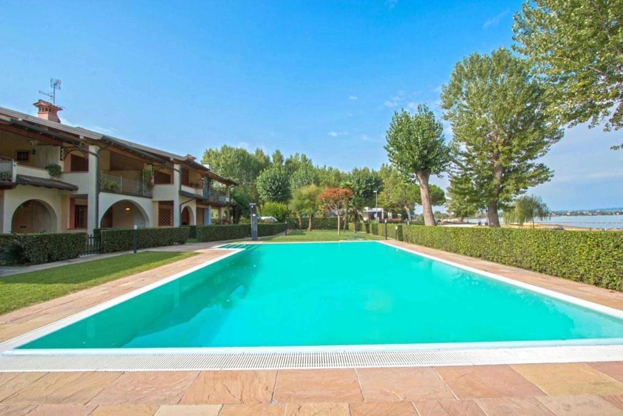 My Sirmione Beach Apartment Superior Экстерьер фото